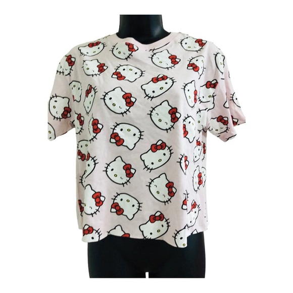 Hello Kitty Light pink short sleeve cropped graphic print t-shirt size small new - Picture 13 of 14